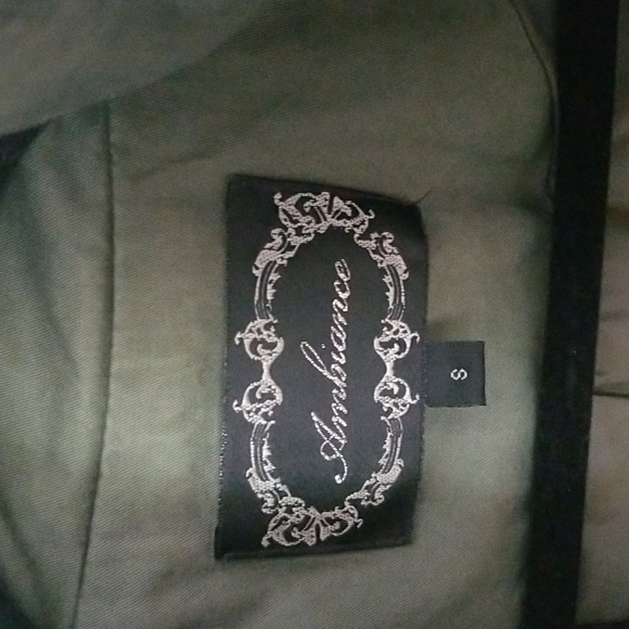 Utility jacket - Picture 7 of 7